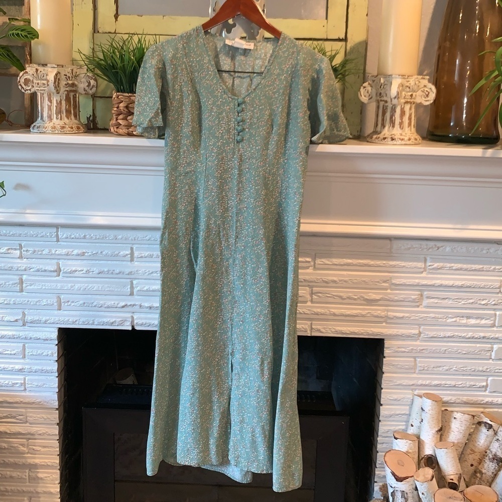 Betsy Lauren Cottagecore VTG Green Floral Romantic Flutter Sleeve Midi Dress S